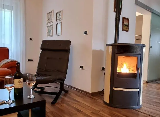 Apartma Vista Montana * كوباريد